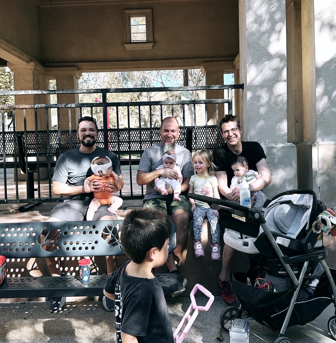 LA Dads Group tweet media