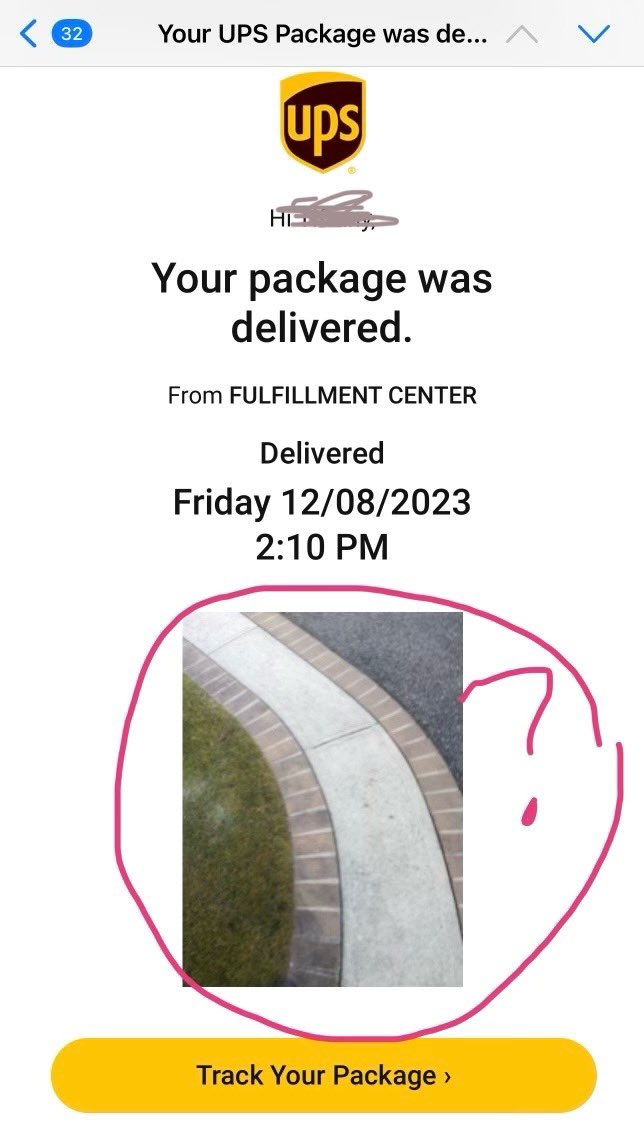 OneMike___'s tweet image. Hey @UPS, where’d you say my wife’s package was?