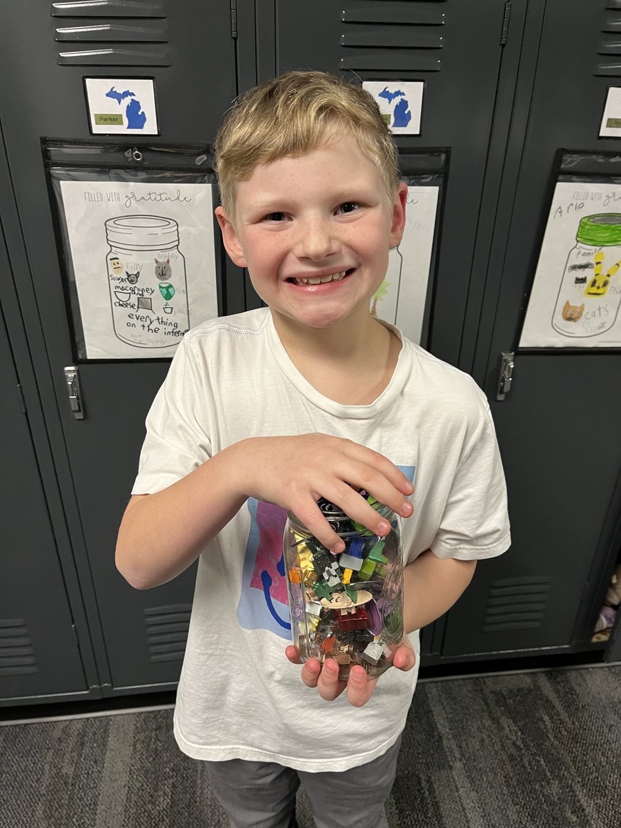 Mrs. Langeland - Waukazoo School tweet media