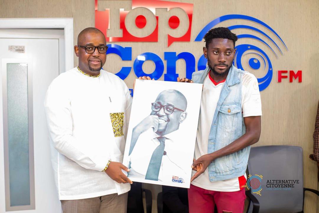 C’était un plaisir de participer à l’émission « En Campagne » sur la Radio <a href="/TopCongo/">TOP CONGO FM</a> 
Merci à toute l’équipe <a href="/lusakuenoc/">Christian LUSAKUENO</a> pour le professionnalisme.

Grand merci à tous  les auditeurs de la 88.4

Suivez l'intégralité de l'émission en cliquant sur le cliquant ci-après: