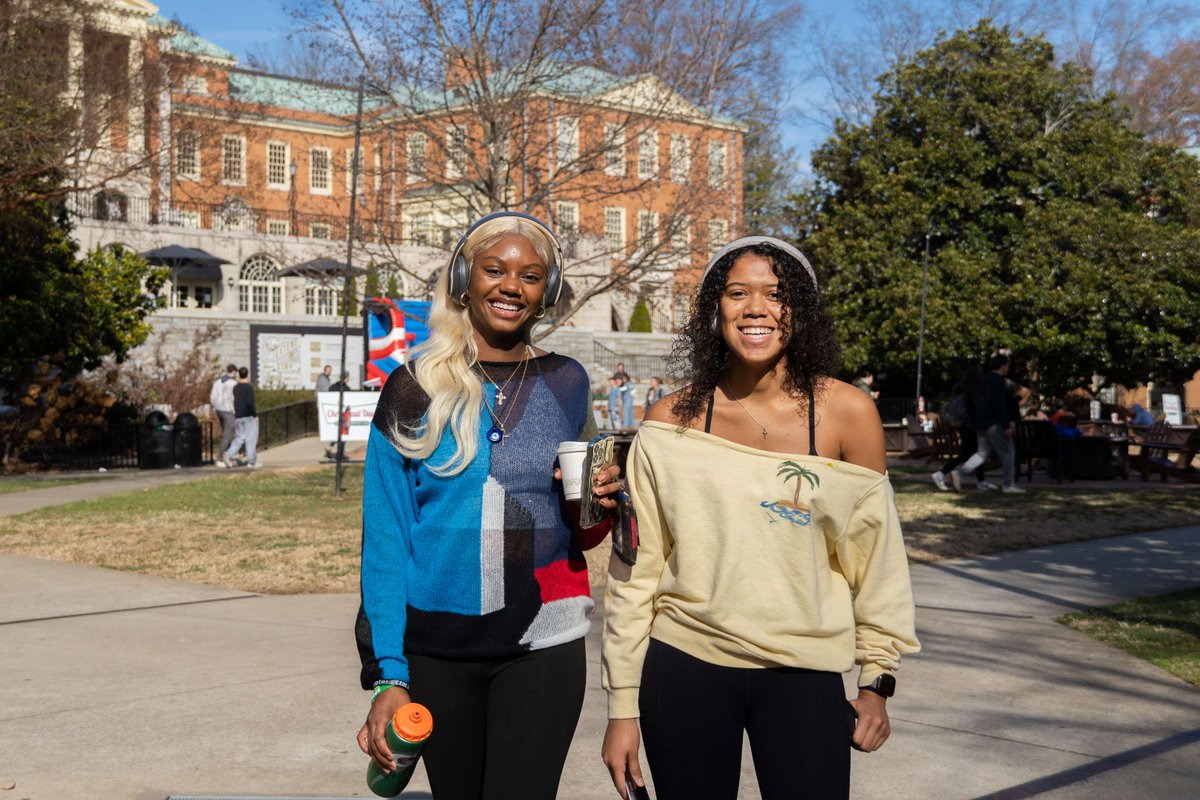 WFU Residence Life and Housing tweet media