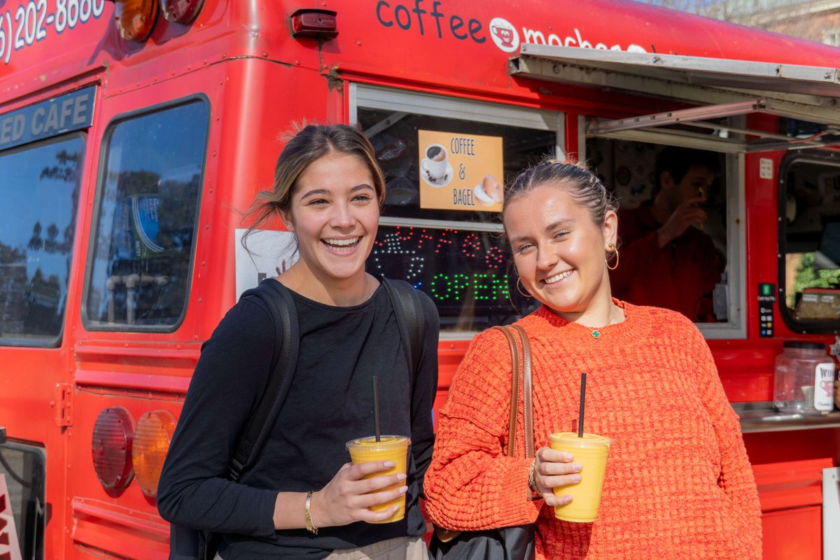 WFU Residence Life and Housing tweet media