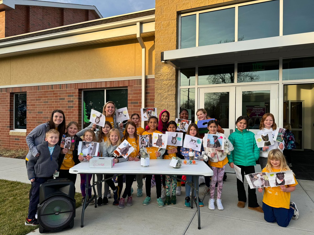 pizza4piazza's tweet photo. McGrath’s GOTR raised over $500 + items donations for @gatewaypets by hosting a $1.00 Dress Up Friday! 

Way to impact your community in such a positive way! @gotrstl @BrentwoodMOSD https://t.co/dyuOXNyFnA