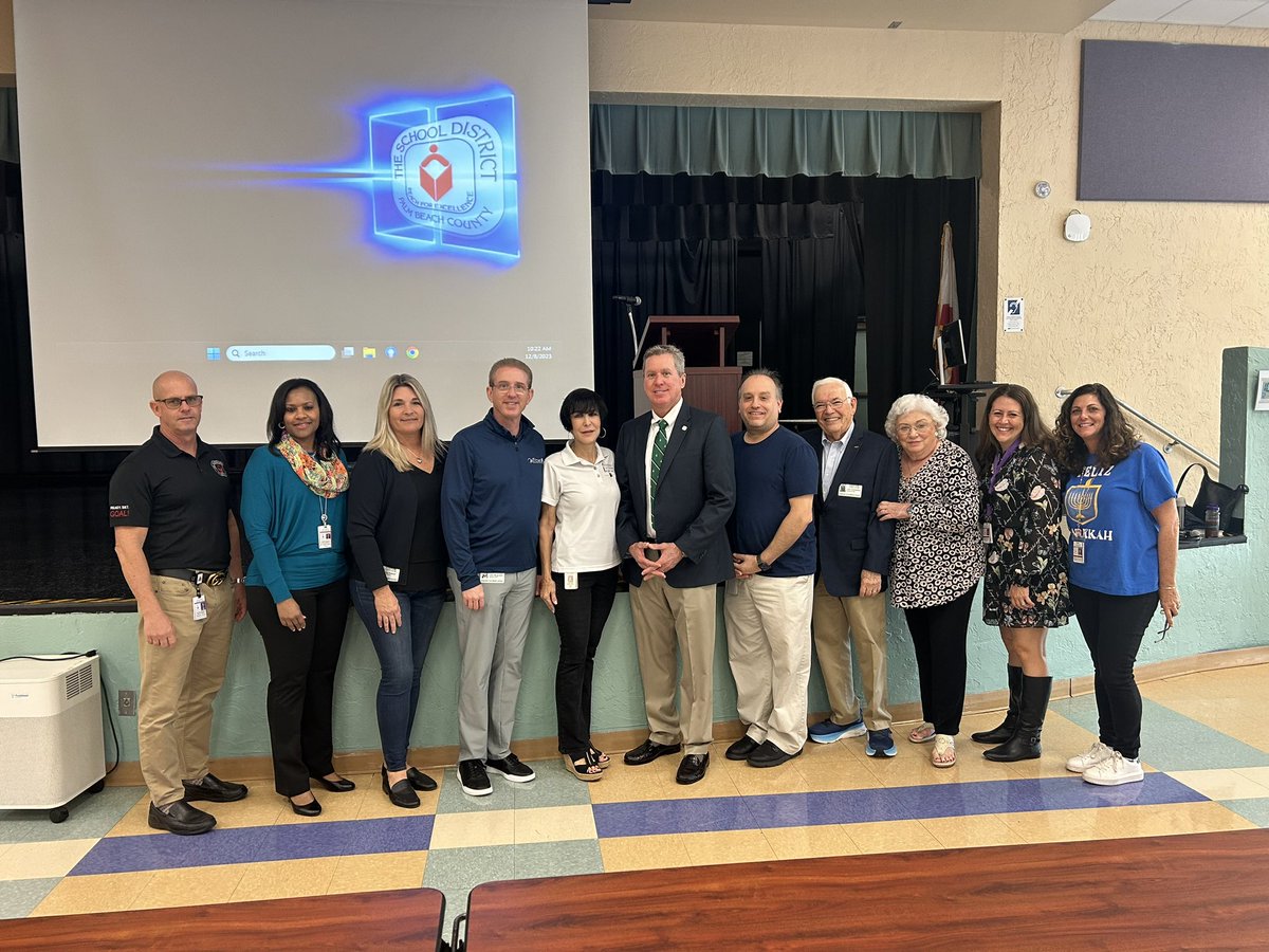 Holocaustpbc's tweet photo. Celebrating Hanukkah @EmeraldCoveMS Cove Middle where light meets education! Gratitude to the five speakers who illuminated the history of the Holocaust. Thanks to all the guests who joined supporting Holocaust education. Together, we shine a light on memory and understanding. https://t.co/IJbtAtH3L4