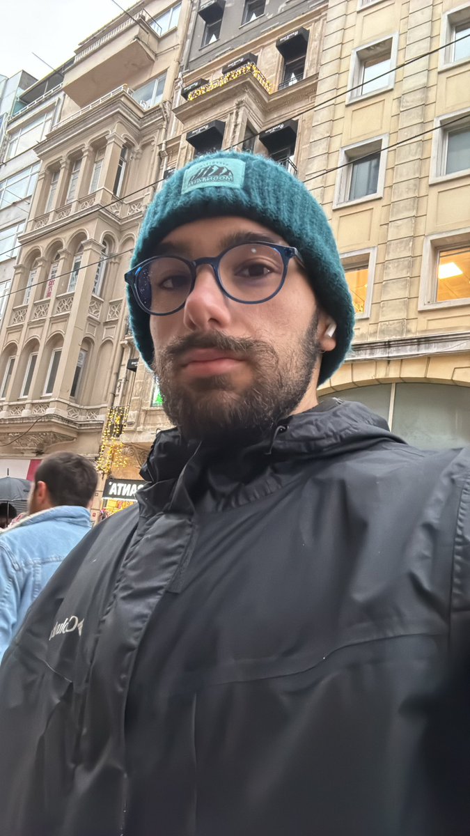 MountainBosss's tweet photo. #Taksim  🏔️ https://t.co/b2qNpKa3Kf