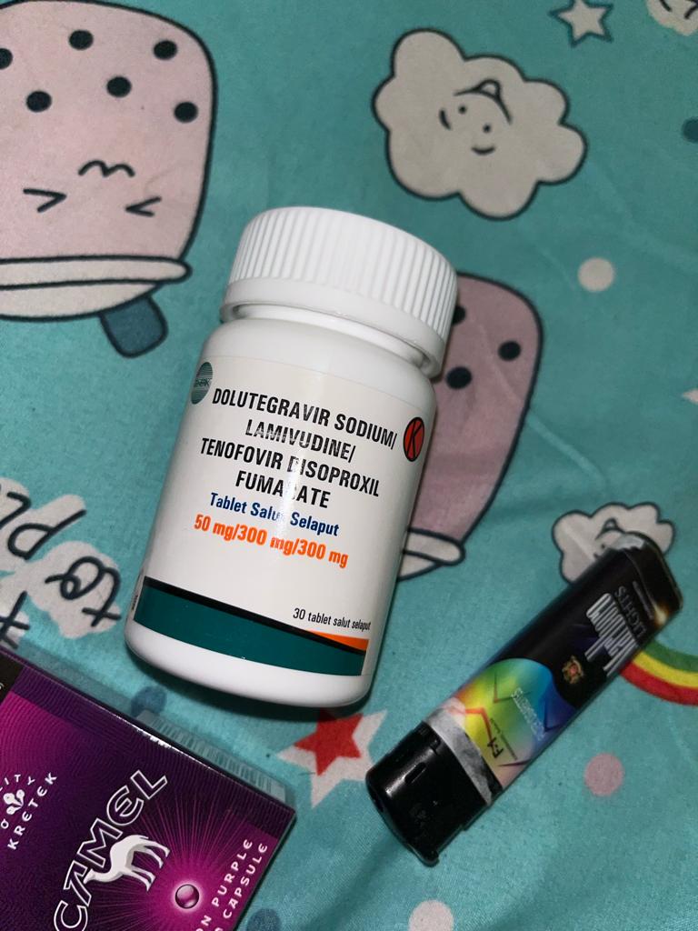 Permana_bli's tweet photo. Botol ke-21....."seneng bisa survive sampai dititik ini, dimana karier lagi growth banget, temen kerja dan temen main positive vibes semua, kesehatan jg selalu baik, semua yg gua pengen bisa gua wujudkan" https://t.co/TJDz6NYBZO