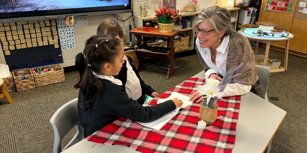 StMildreds's tweet photo. Our impressive Grade 1 Millies hosted an Author’s Cafe today, sharing their books and stories with our school community. Here are some authors reading their works of art to special guest, Head of School, Mrs. Hant.
#EarlyLiteracy #InspiredtoWrite #InspiredGirlsEmpoweredWomen https://t.co/qWTyjTSGuV