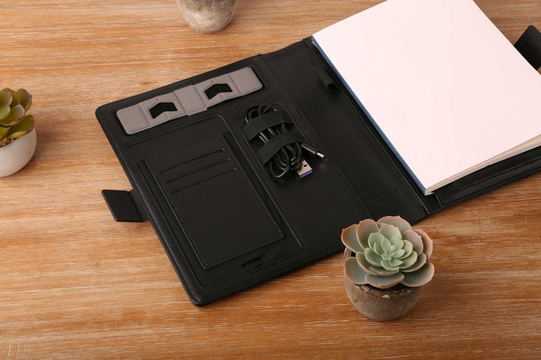 B2bPromotional's tweet photo. Promotional products are a great way to communicate your brand. They create loyalty and help you build a strong relationship with your customers. https://t.co/0AJSkeIiLB #corporategifts #giftideas #promogifts https://t.co/zZl94UEBLL