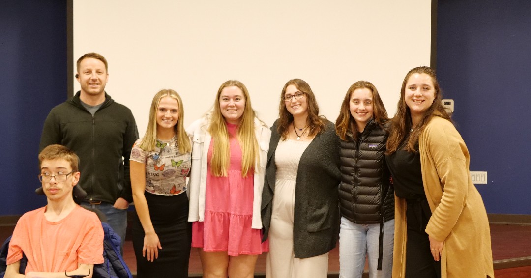 Thomas College tweet media