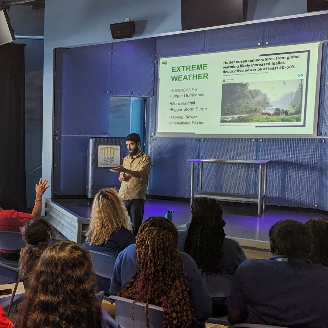 CLEOInstitute's tweet photo. Dive into a world of climate exploration! 🌎🔍 We teamed up with @modsftl, the Museum of Discovery & Science in Broward, to empower their Ecoexplorers. 🚀💡 Together, we delved into the causes, impacts, and solutions to the climate crisis. #ClimateExploration #modsftl https://t.co/WtYMnK5mM1