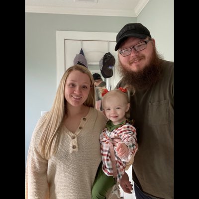 Taylor_Hope17's tweet photo. #NewProfilePic https://t.co/ejI863V8H7