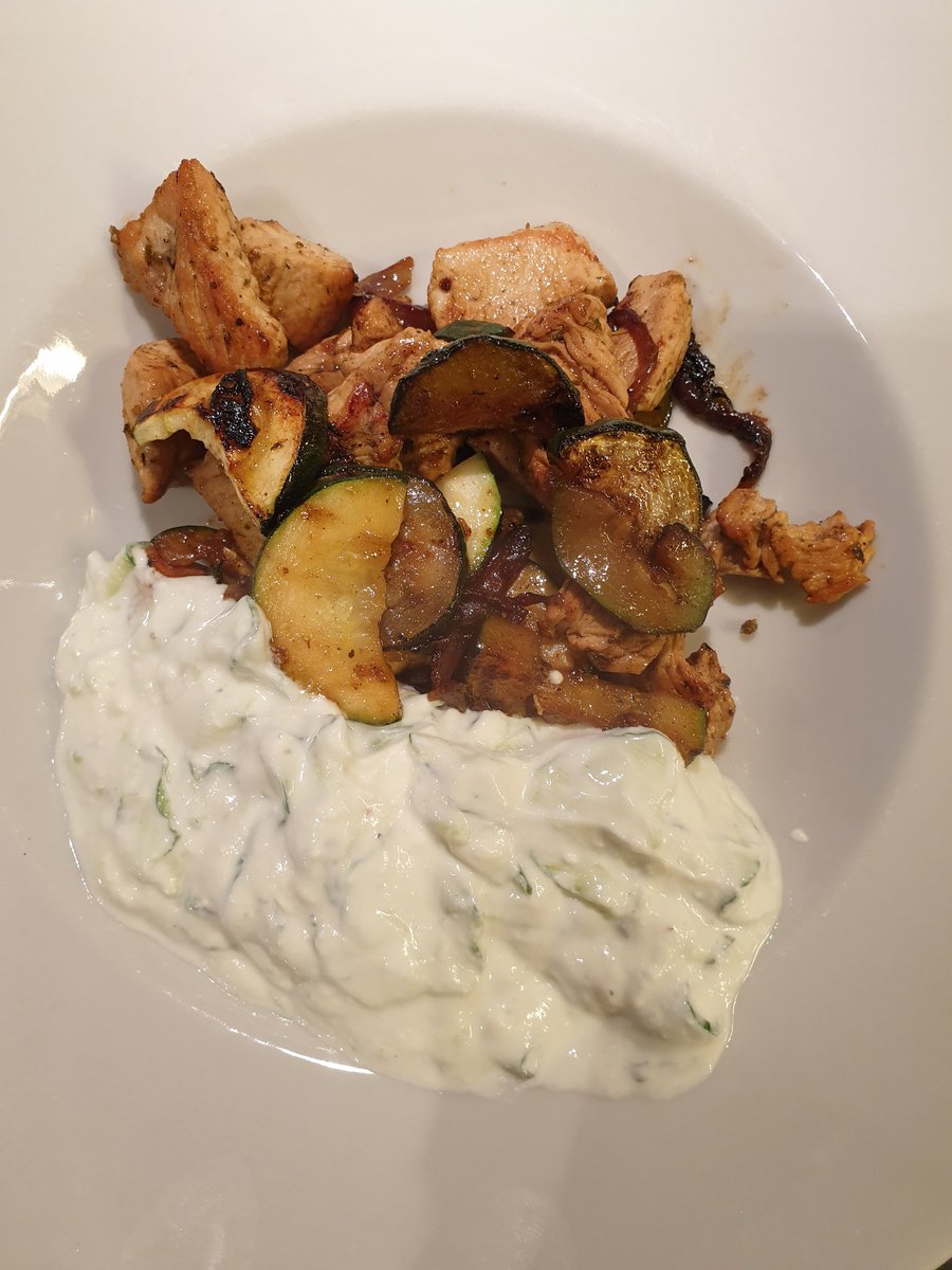 dfpwriter's tweet photo. Turkey gyros and tzatziki. Working with the new sous-chef. 
#food #foodie #lowcarb #cookinglight #cooking https://t.co/9HZvhPqo7n