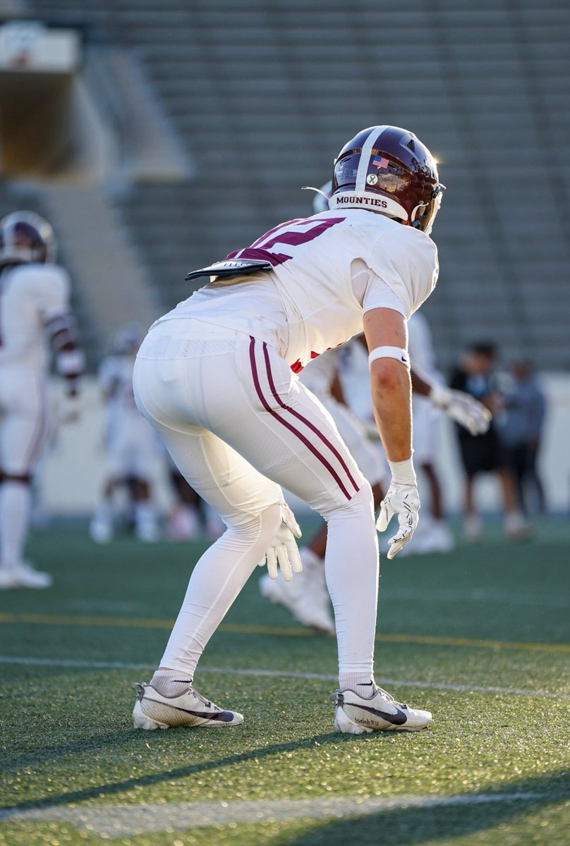 JUCOFFrenzy's tweet photo. 2024 (@mtsacfootball) JUCO DB @BraydenHapner was offered by San Diego @USDFootball 
HL https://t.co/0oBw7nScVP https://t.co/IwffNbZH3t