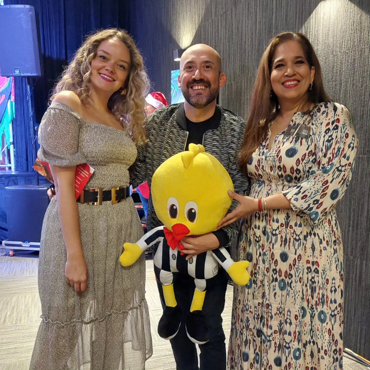RaulCastanaza's tweet photo. Gracias @malhergt por este Convivio tan Guatemalteco para nosotros los periodistas #convivio #eventos #malher 💛🤗🙏 https://t.co/RqUVIMF3xV