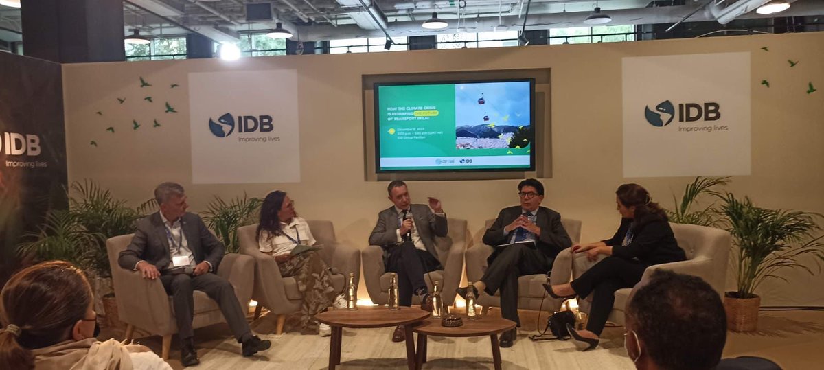 ✍️ COP28 starts the process of updating nations’ climate action plans by 2025. At @the_IDB today, UITP’s Philip Turner discussed that a third of countries don’t yet include #PublicTransport in these NDCs. “The easiest way to make NDCs more ambitious is to include UITP member