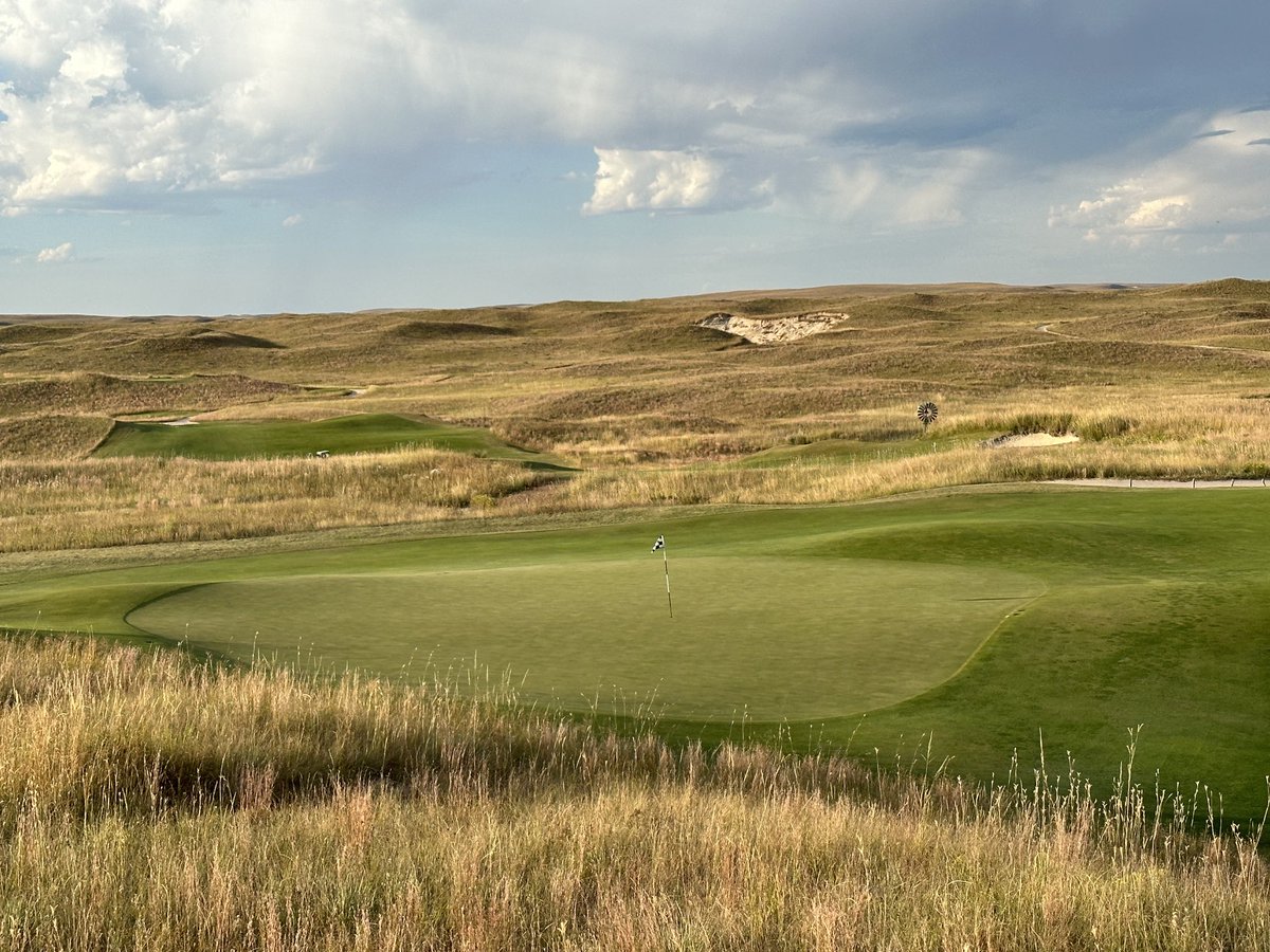 golf course enthusiast tweet media