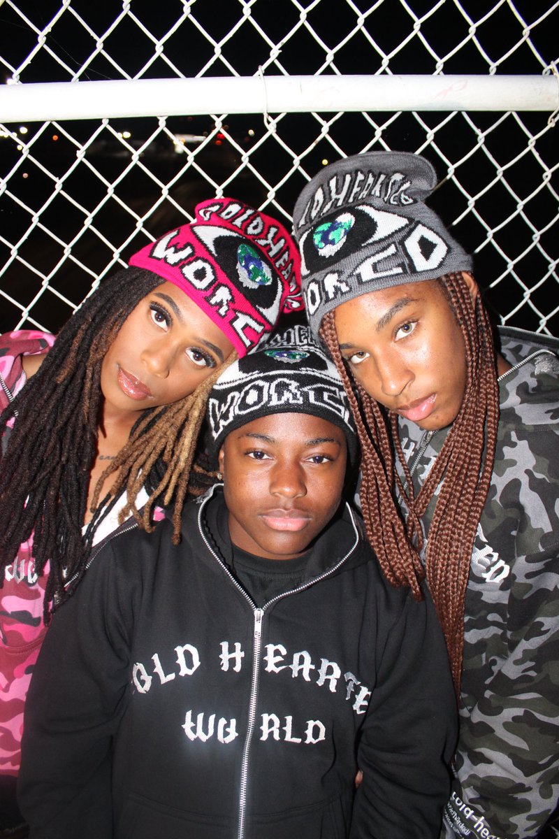 Cold Hearted World tweet media