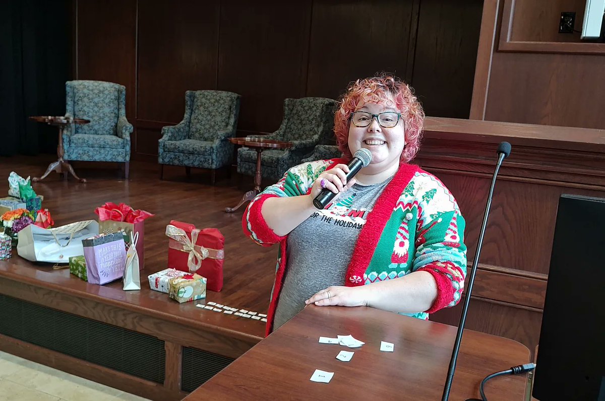 purduehonors_st's tweet image. That&apos;s a wrap on another great semester and another great holiday gathering followed by a competitive white elephant gift exchange 🤩🎁💝

 #purduehonors #honorseducation #boilerup