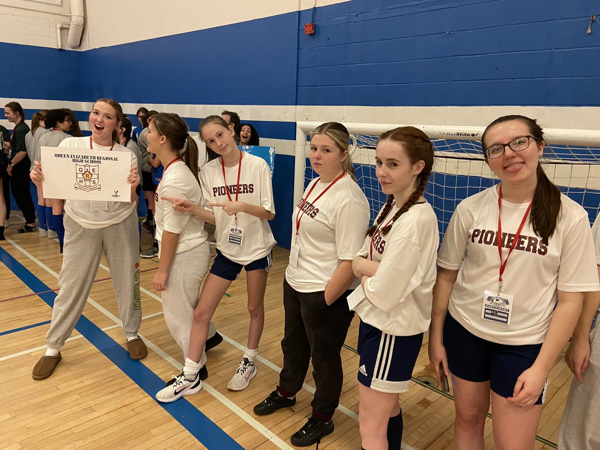 QE_Athletics's tweet image. ⚽️QE Girls Indoor Soccer went 1-2 at 4A @schoolsportsnl Provincials today👏🏻

🏅MVP: Megan Ruston
🏅MSP: Sadie Dawson

Thanks to @SportsGonzaga for hosting a great tournament 🙌🏻