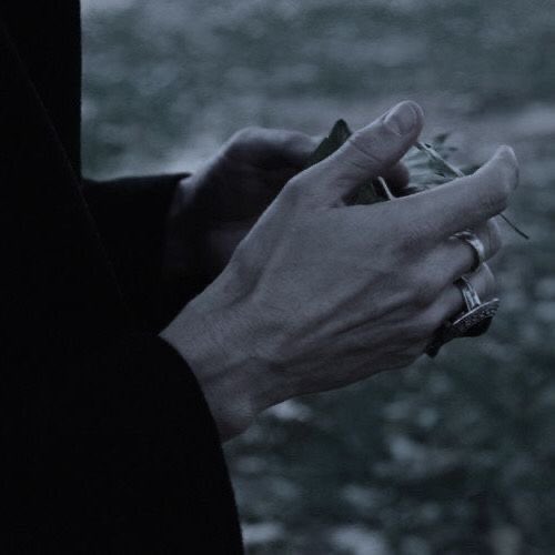 ⠀
                       𝓕𝒂𝒌𝒆 𝒊𝒕, 
                              𝓤𝒏𝒕𝒊𝒍 𝒚𝒐𝒖 𝒎𝒂𝒌𝒆 𝒊𝒕.

          ⠀⠀⠀⠀แสร้งทําเพื่อให้เป็นจริงในสักวัน.⠀
⠀