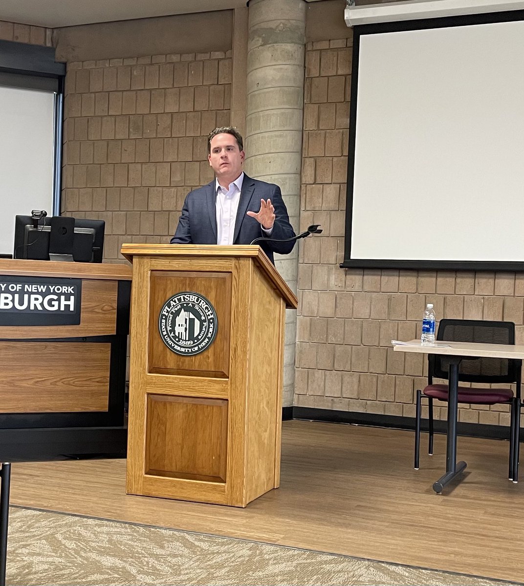 PlattsHistory's tweet photo. Here are a few photos of today’s Fall 2023 SUNY Plattsburgh History Department Senior Presentations. Congratulations to all the presenters on an excellent and engaging series of scholarly papers. We are so very proud of your achievements here at #SUNYplattsburgh. https://t.co/2dtSd00C6t