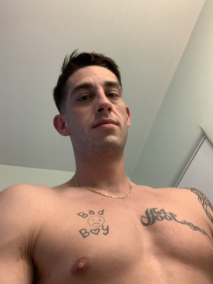 PAYPALPAUL's tweet photo. How’s the view?? 

#tallguy #findom #FYPM #atmslave #walletdrain #alphamale #cashmaster https://t.co/jT6fWEbMor