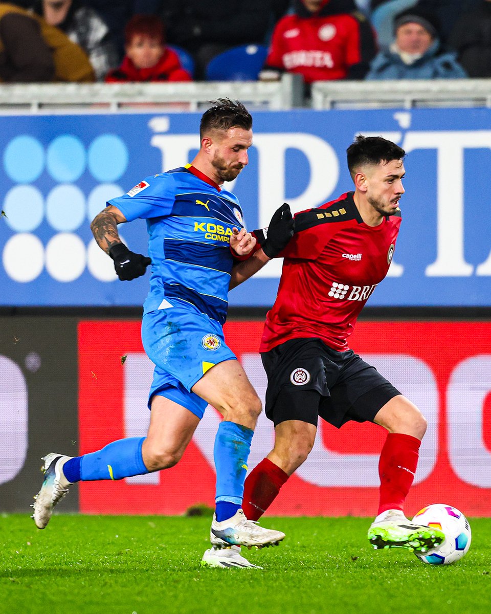 SVWW_official's tweet photo. #SVWW kassiert bittere Pleite gegen eiskalte Löwen im letzten Heimspiel des Jahres - Hier sind der Spielbericht und die PK zur Partie. 👇

🗞️ https://t.co/b3poaqao6v
🎙️ https://t.co/E9wtn0bjkS

#dasWvereint #WIEEBS https://t.co/ueqnFAT0WN