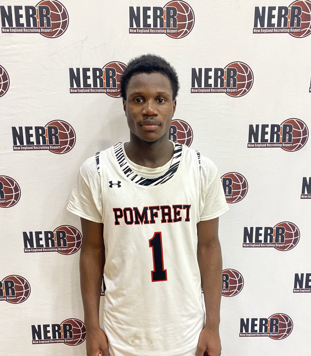 First game set of the day done here at #SRC 

Came away very impressed with on-ball defensive skills of Pomfret’s Yusuf Dakane. 

Dakane gets low moves quick laterally and keeps the ball in front of him. Good hand timing on steals and is not afraid to take contact.