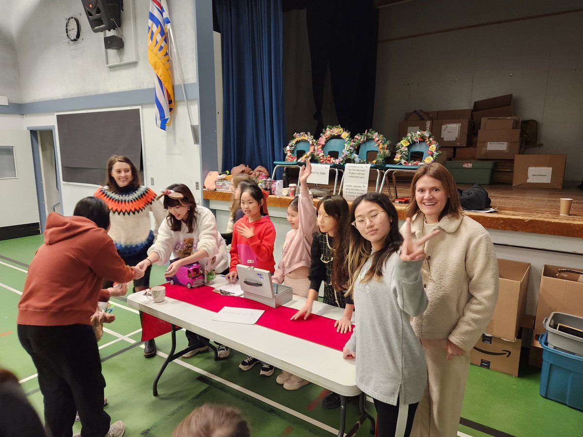 Caulfeild School tweet media