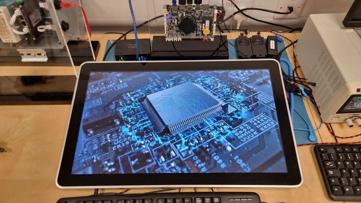 ParallaxDigTech's tweet image. ... and that's it for tonight - first full size LCD topper for advertising/tournaments etc - built in advertising accounting - cloud based - add on for @sternpinball Spike II machines. Low profile stretched version in a few weeks - Q1 for release. Multi-Zones, Multi Content