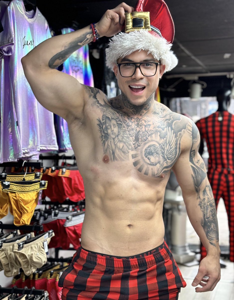 luissgerardooo's tweet photo. Ya está listo tu regalo 🫣 https://t.co/3UND4QqiWs