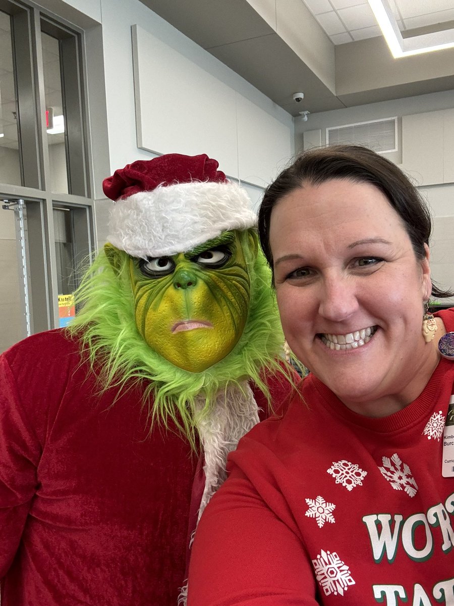 kaburch1981's tweet image. Today I got to have the BEST time @spradleyelem Kinder as they complete 1 of my favorite MATH #performancetasks to wrap up the geometry unit on 2d shapes &amp;amp; 3d solids. This task is also connected to family tradition and community outreach. Real life transfer of math at its BEST!