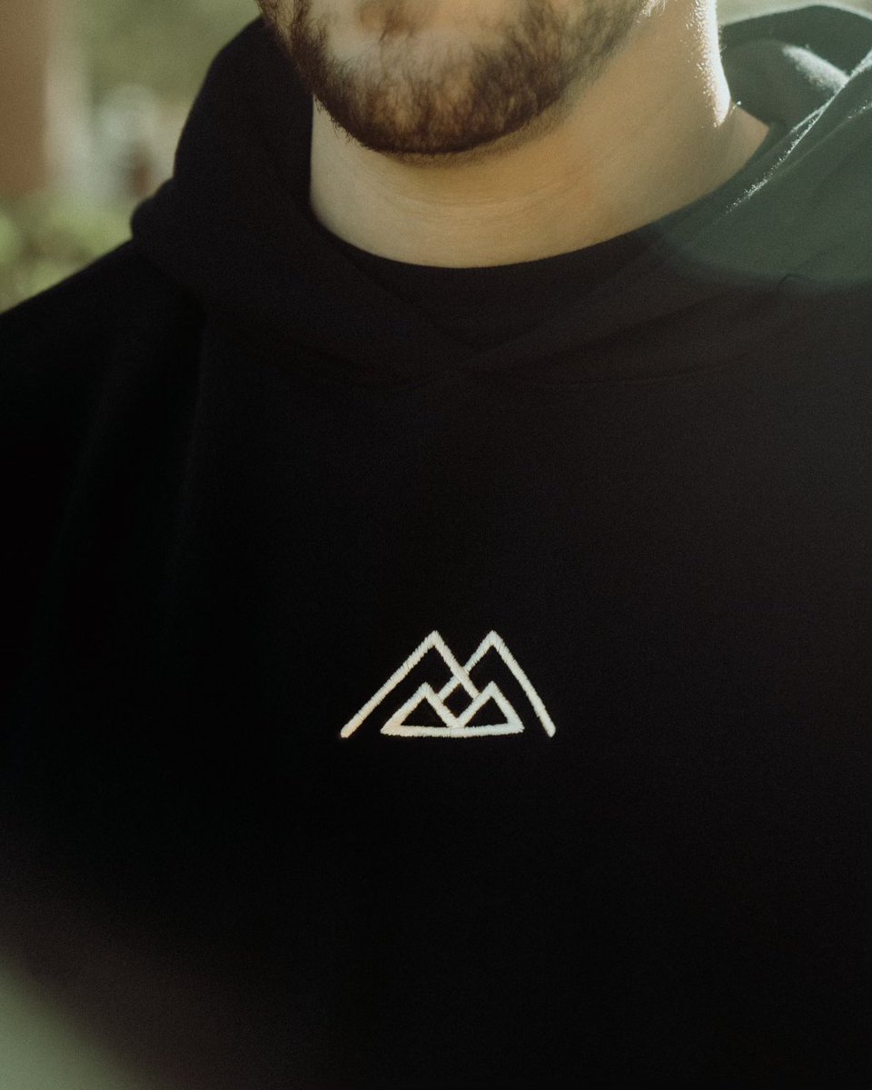 Thousand Below tweet media