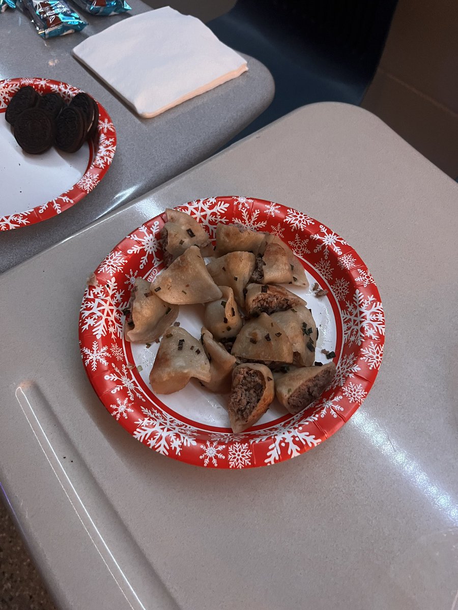 LogsdonMs's tweet image. Shout out #1: to Ollie and the Piotrowski family for sharing part of their Polish culture with our APHG study group. No lie, these were the best pierogies I have ever had and, for several students, this was their first time ever eating one. @gkschools @gkhscogs424