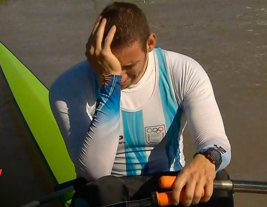 Ante todo 
VIVA LA LIBERTAD CARAJOOOO !!!
Orgulloso de tener los huevos que ninguno tuvo para luchar por nuestra libertad y por todos los deportes.
Te vas  <a href="/alferdez/">Alberto Fernández</a> 👏👏👏