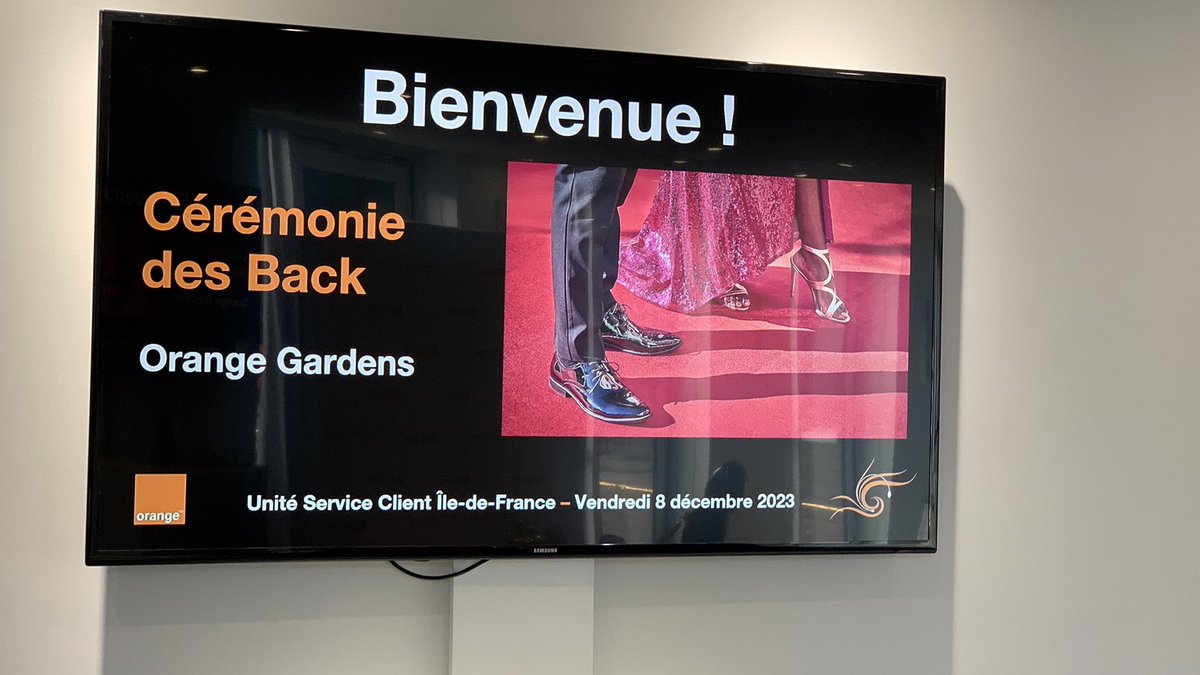 PhilippeWolak's tweet image. Cet après-midi j’accompagnais @yvanwouandji pour son intervention au séminaire d’une entité @OrangeIDF l’USC IDF. Une intervention sur le collectif, la cohésion d’équipe, l’intelligence collective et des échanges avec la salle très riches cc @SylvieBeee @laurence_jdn