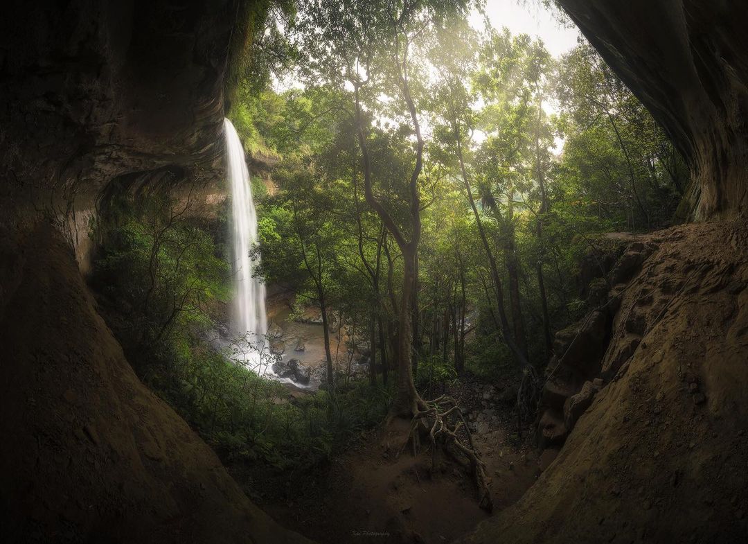 Face like ﾞa ᠎peach  blossom, ​heart ᠎as ﾞdeep ⳿as ⬝the ⳿sea