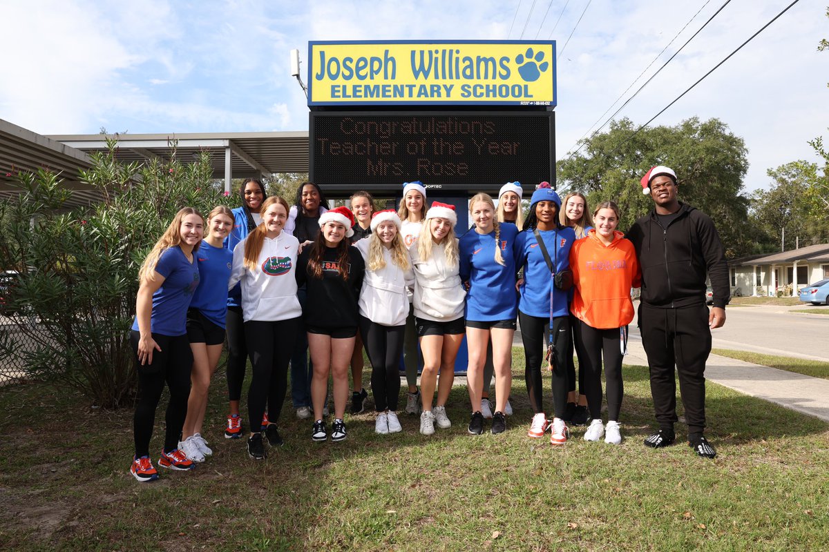 GatorsExp's tweet photo. #7DaysOfGatorsTracks 👟
Delivery Day 2️⃣:
📍Lake Forest Elementary School & Williams Elementary School
#GoodwillGators | @towerhillins | @FLBlue | @TruistNews https://t.co/7xb4YDD619