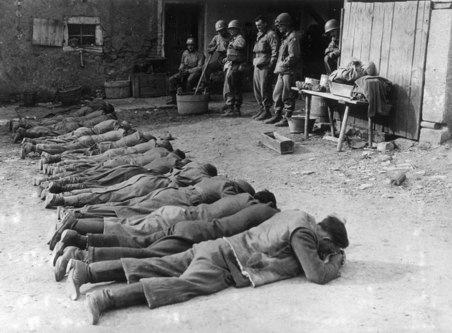 @schwarz 1) Execution of Dachau guards by US troops 2) Execution of German commandos by US troops 3) German POWs Israel isn't executing these people, although many may deserve it. They're detaining and interrogating.