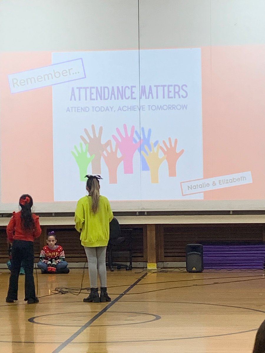 What a great way to end the week by celebrating at Amanda Elementary’s “Town Hall Meeting” 💜🤍#StudentLeaders #7Habits <a href="/MiddletownOH/">Middletown City Schools</a>