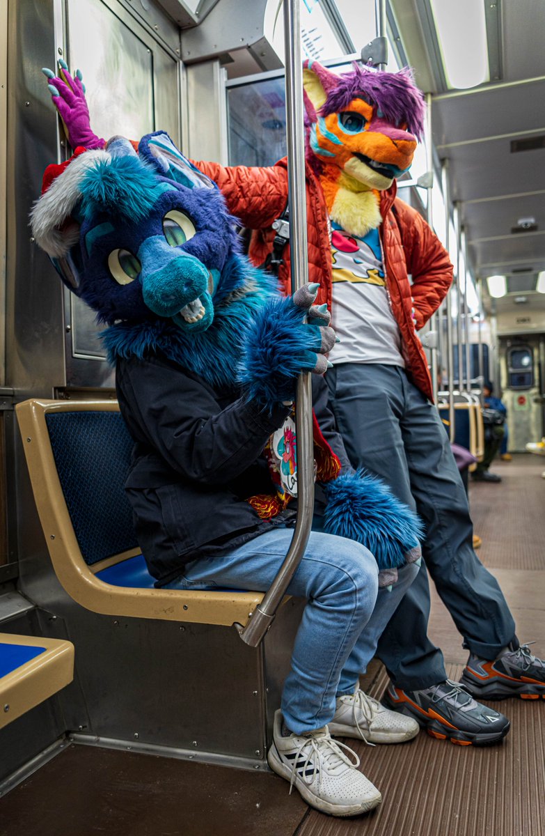 Subway surfing this #FursuitFriday. 🚉
  
🐉 <a href="/thatnerfdragon/">CaolDubh</a>
📸 <a href="/vulppine/">Flipp Syder (INACTIVE)</a>