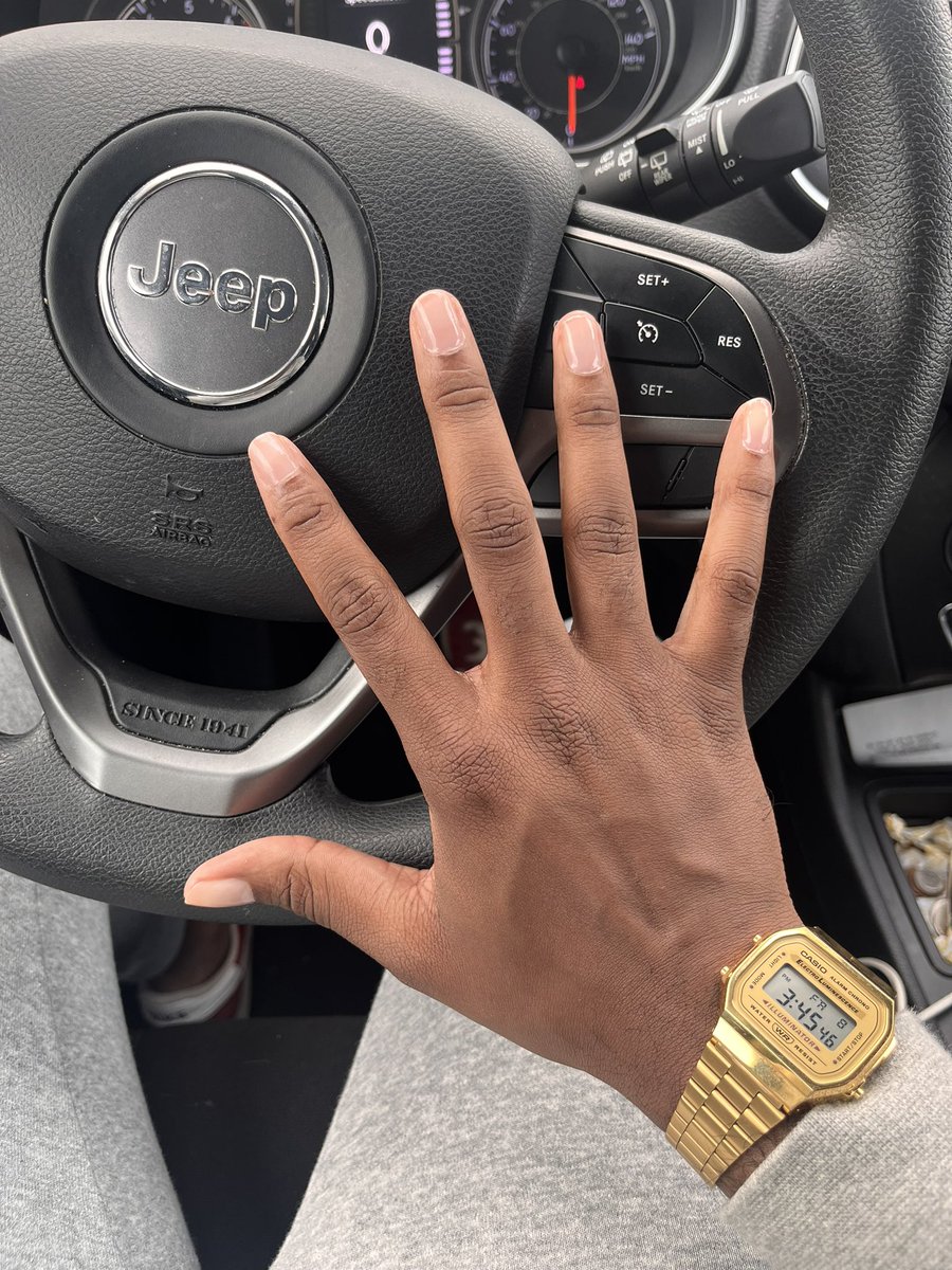 Ceasars_Palace9's tweet photo. Aite bae I’m done running errands and my phone charged. I’m bout to come home and put my freshly manicured hands round your throat. See you in a minute. https://t.co/itZ0Zj4JVB