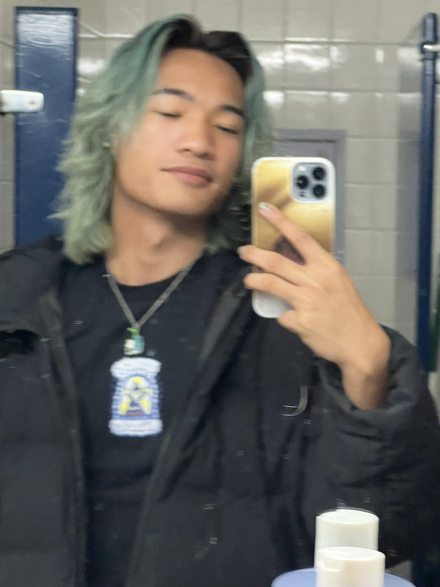 dthrowdair's tweet image. #acm3 is out now :3