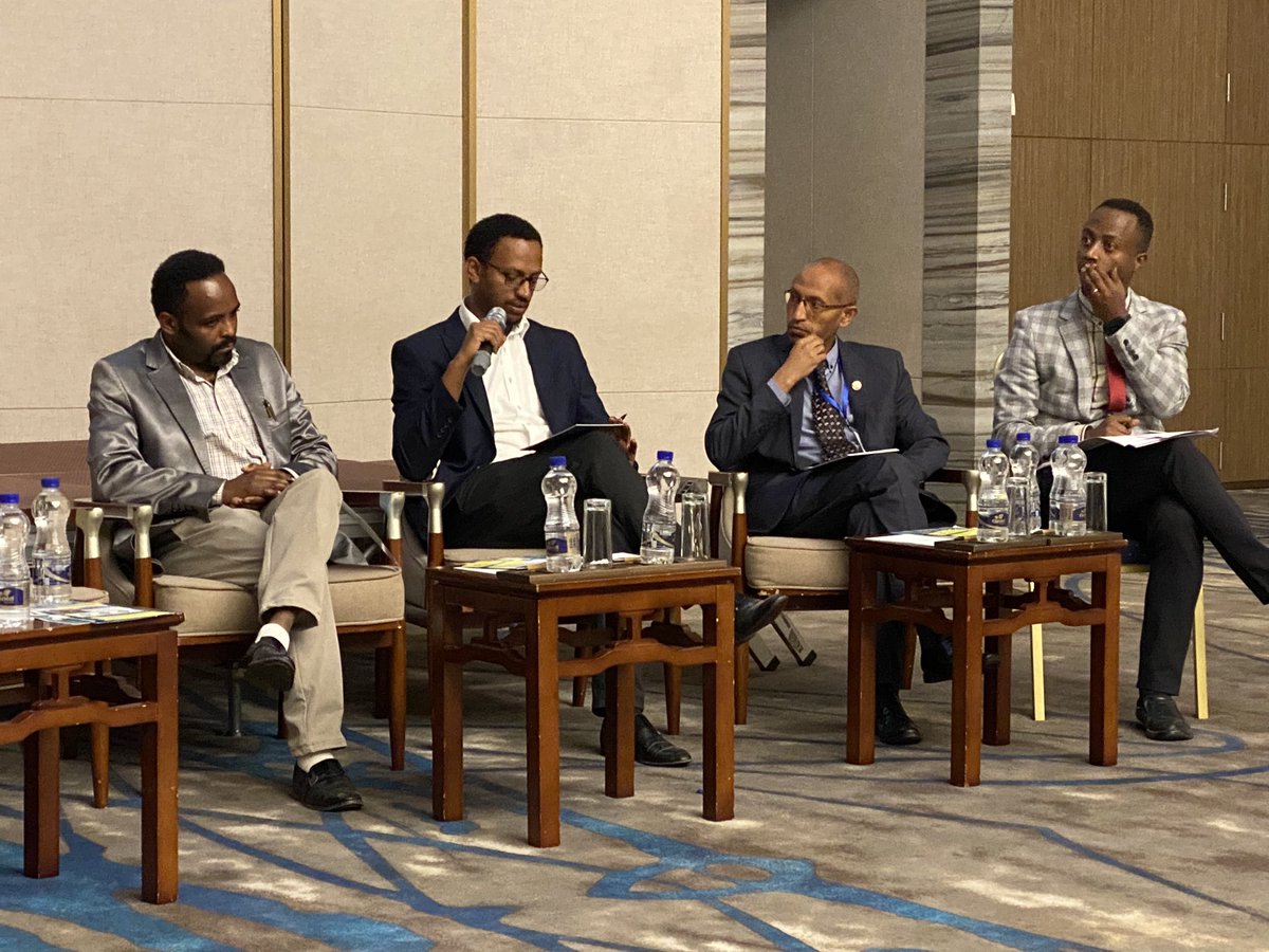 NicholeStarr5's tweet image. @SaferSurgery Lifebox #CleanCut @cosecsa side event! Eight years of #SSI reduction in sub-Saharan Africa and beyond…. Carried on by partners in many countries ✅🙌🏾 This event literally made me nearly burst with pride and joy 🥹🤩

@UCSFSurgery @UCSF_CHESA @GHES_Fogarty
