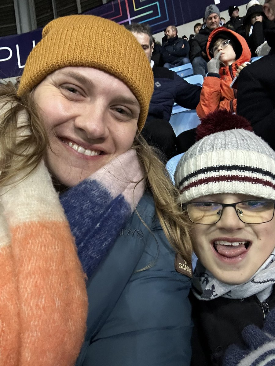 saraheast86's tweet photo. #cbsfanwall https://t.co/SqlzmmAba4