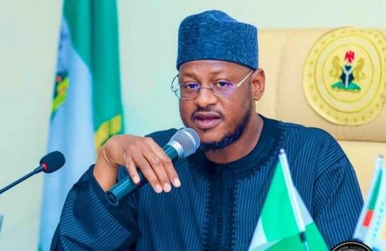 bbchausa's tweet photo. Gwamnan Katsina ya ba da umarnin dakatar da malami kan zargin neman ɗaliba

Ƙarin bayani - https://t.co/qKoqNXdWGd https://t.co/VgAyIoTIMD