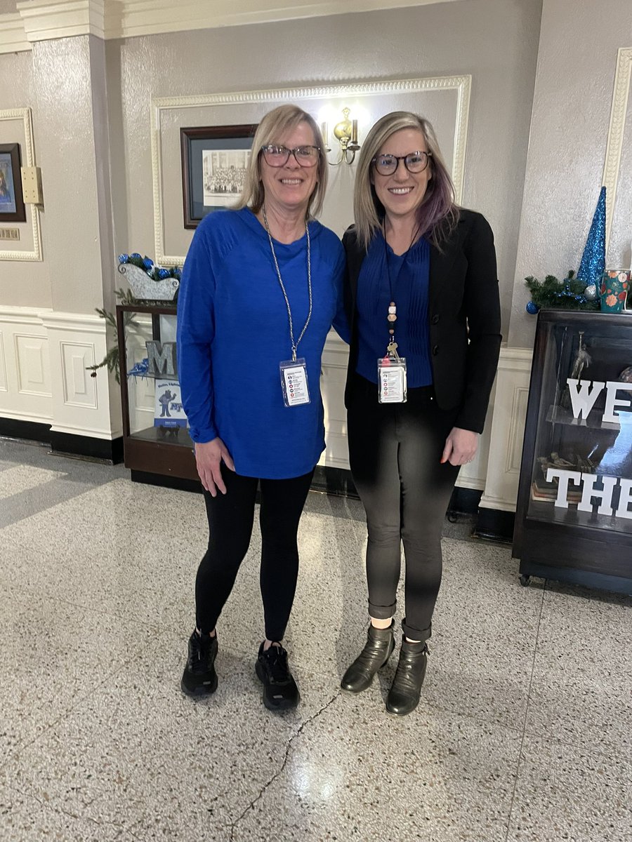 It’s dress like a co-worker day at school!!! #DrKing <a href="/HPCS_TN/">HP Campus School</a> <a href="/DrSherryKing1/">Dr. Sherry King</a>