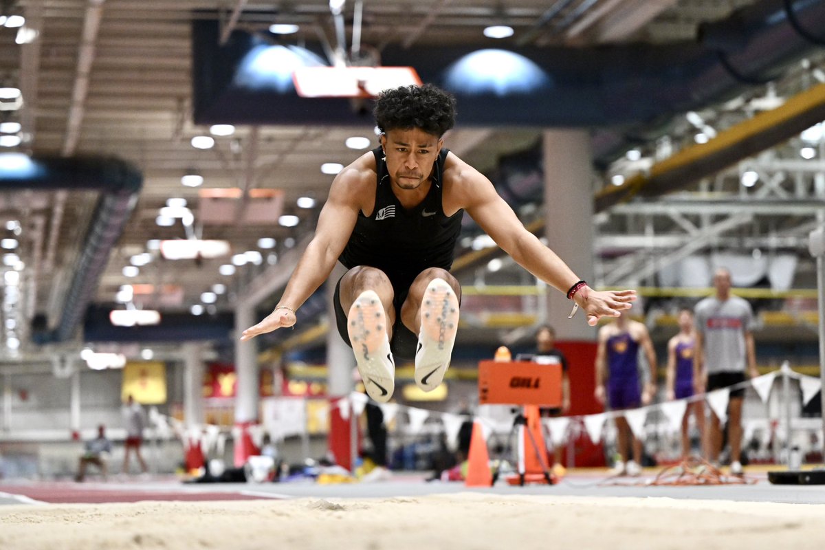CycloneTrackXC's tweet photo. Heptathlon // Long Jump

Kole Becker notches third with a strong mark of 23-6 1/4 (7.17m)! Thai Thompson (unatt.) claims fourth with 22-7 3/4 (6.90m). 

#CycloneSZN https://t.co/PNpBvXYAGU