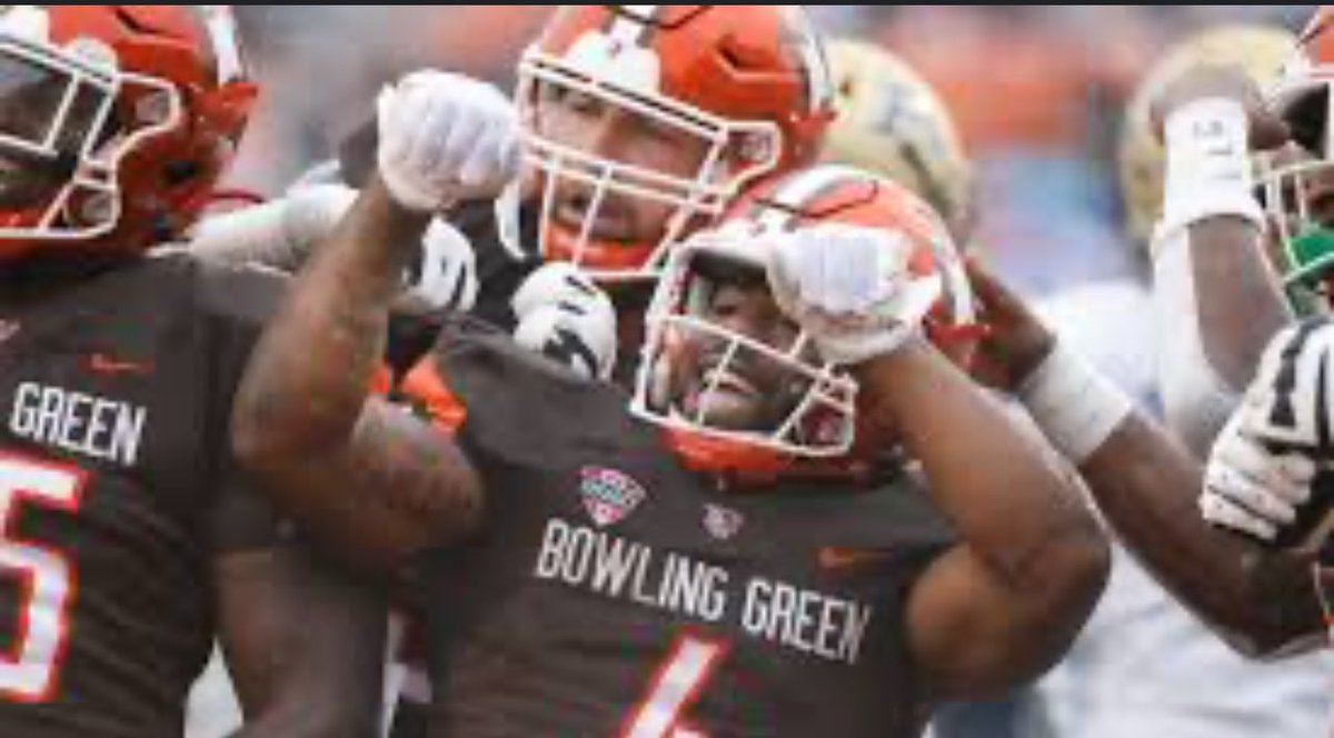 BLESSED TO RECEIVE ANOTHER OFFER FROM BOWLING GREEN!! @BG_Football @CoachBens5ps @borntocompete @JeremyO_Johnson
