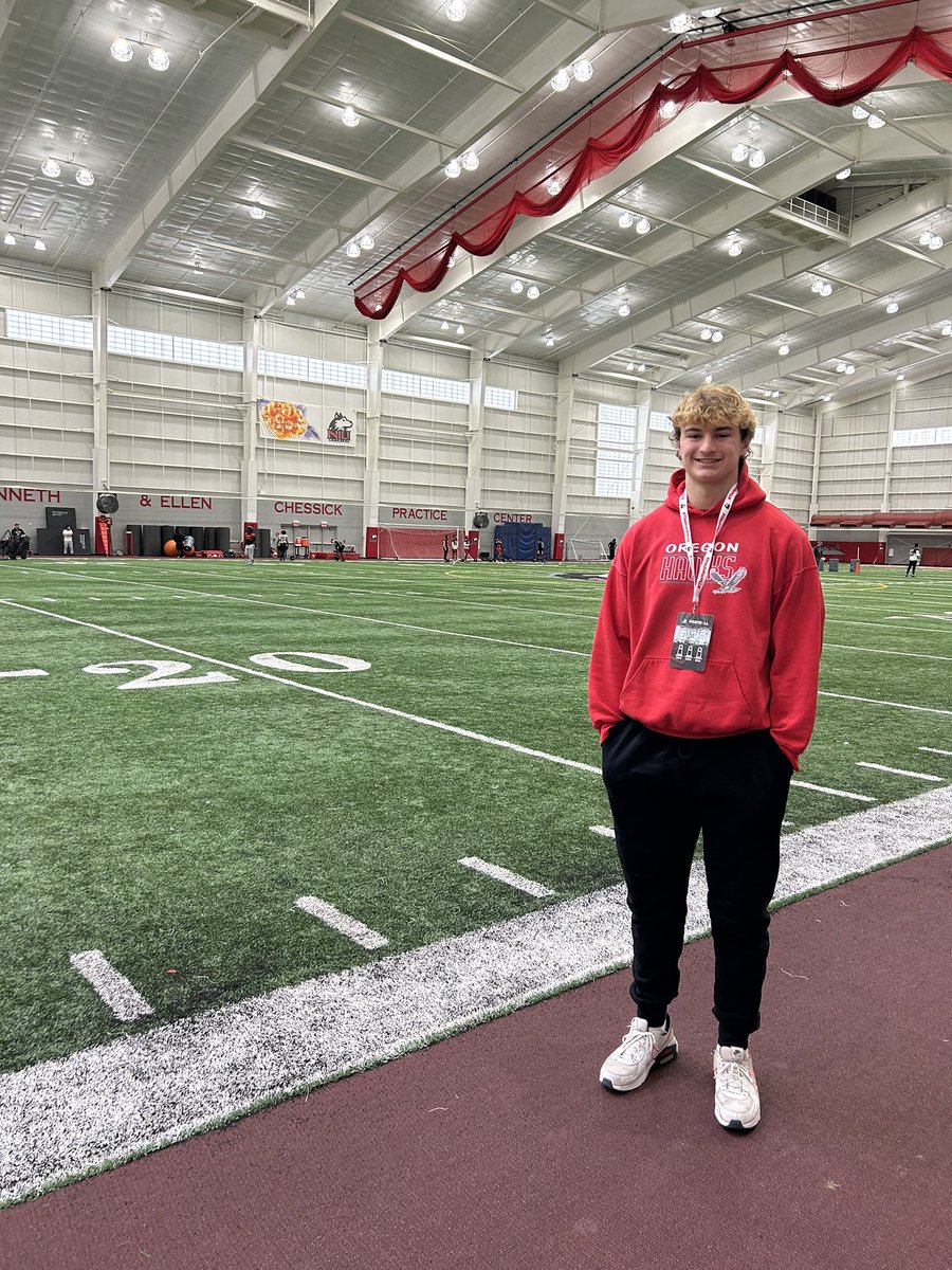 Thank you <a href="/NIU_Football/">NIU Football</a> for having me out for a practice! Loved learning more about the program and got some great advice! <a href="/CoachGigli/">Jordan Gigli</a> <a href="/NIUCoachHammock/">Thomas Hammock</a> <a href="/EDGYTIM/">Timothy “EDGYTIM” OHalloran</a> <a href="/PrepRedzoneIL/">Prep Redzone Illinois</a> <a href="/DeepDishFB/">DEEP DISH FOOTBALL</a> <a href="/hddngemscouting/">Jordan Amaskane, MBA</a>